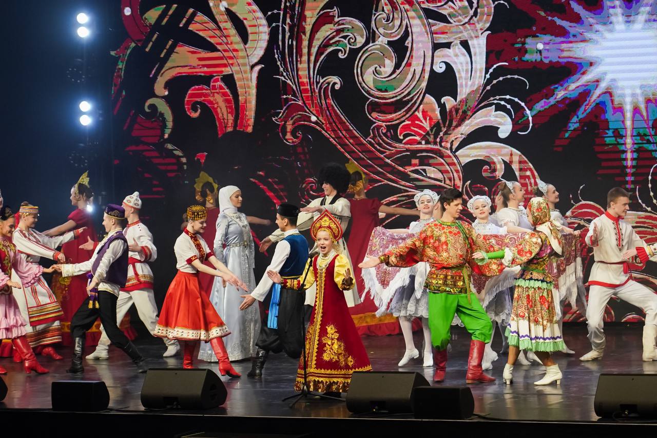 Юрий Шалабаев: До праздника мужества, героев и памяти об их подвигах – Дня защитника Отечества – ещё несколько дней, а мы уже начали поздравлять наших бойцов, вернувшихся из зоны СВО, участников локальных конфликтов... Юрий Шалабаев: До праздника мужества, героев и памяти об их подвигах – Дня защитника Отечества – ещё несколько дней, а мы уже начали поздравлять наших бойцов, вернувшихся из зоны СВО, участников локальных конфликтов...