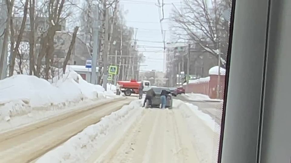 �������� ������ ��������� ���� � �������� �� ���������� ����� �� ����� ������� � ������ ���������