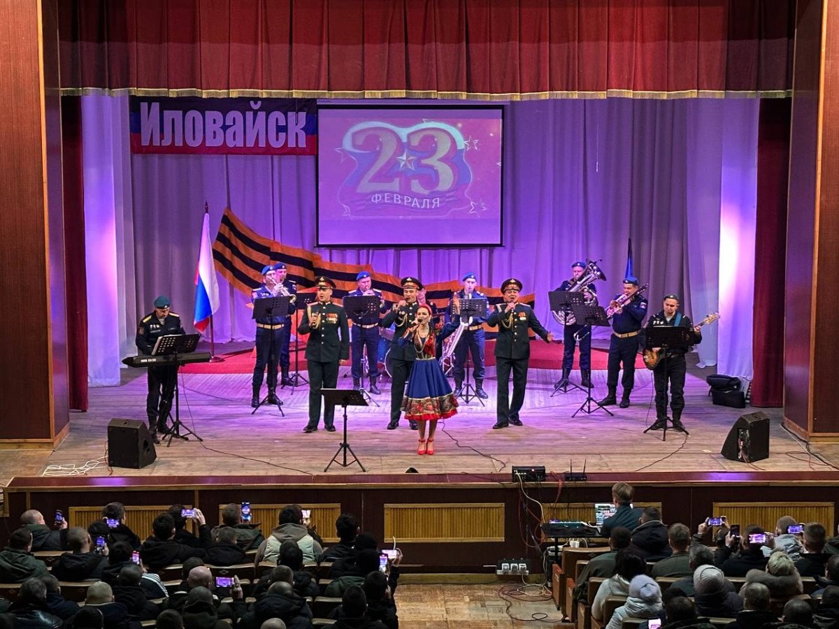 Нижегородские волонтеры поздравили военнослужащих в ДНР с Днем защитника Отечества