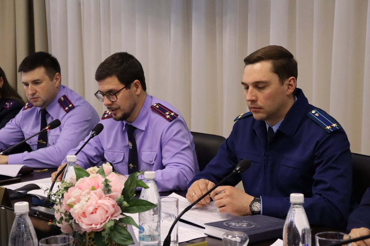 Руководитель регионального следственного управления провел межведомственное совещание по вопросам обеспечения жильем детей-сирот Руководитель регионального следственного управления провел межведомственное совещание по вопросам обеспечения жильем детей-сирот