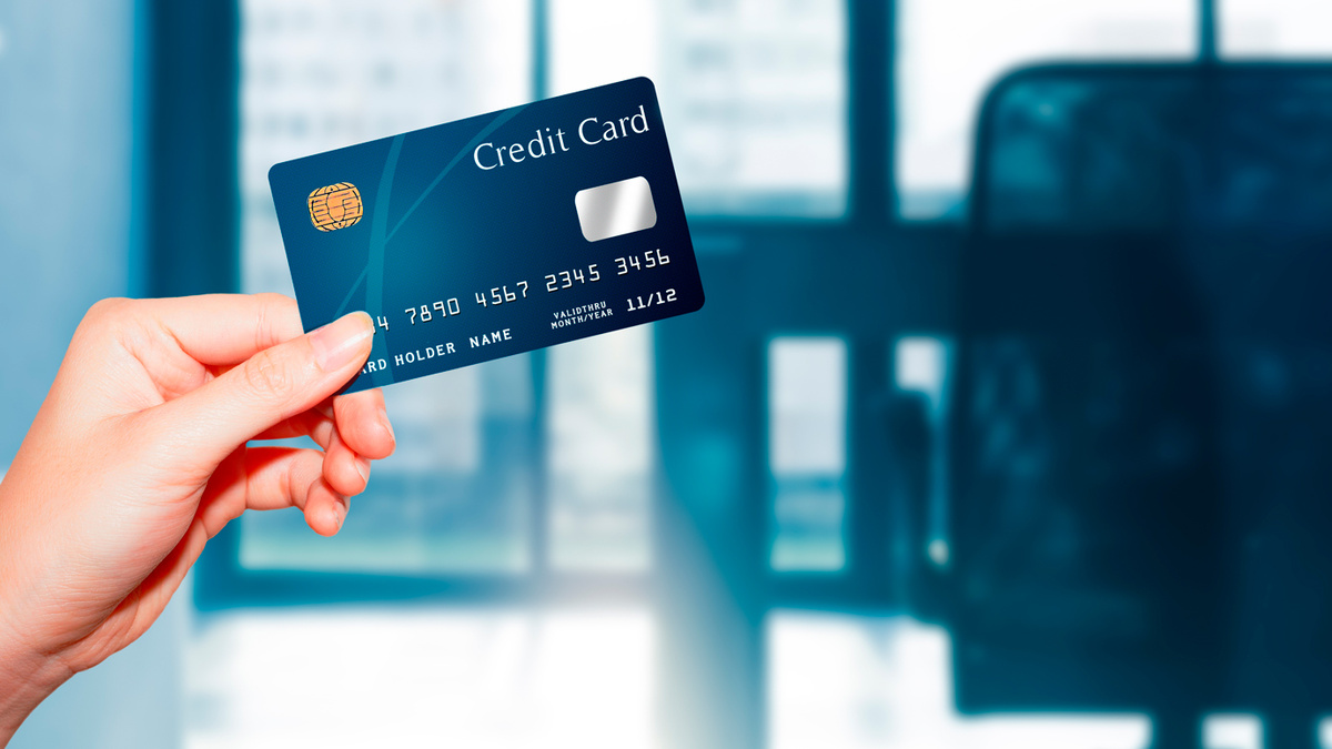 Кому грозят серьезные проверки: разбираем нюансы очистки банковской системы и защиты сбережений