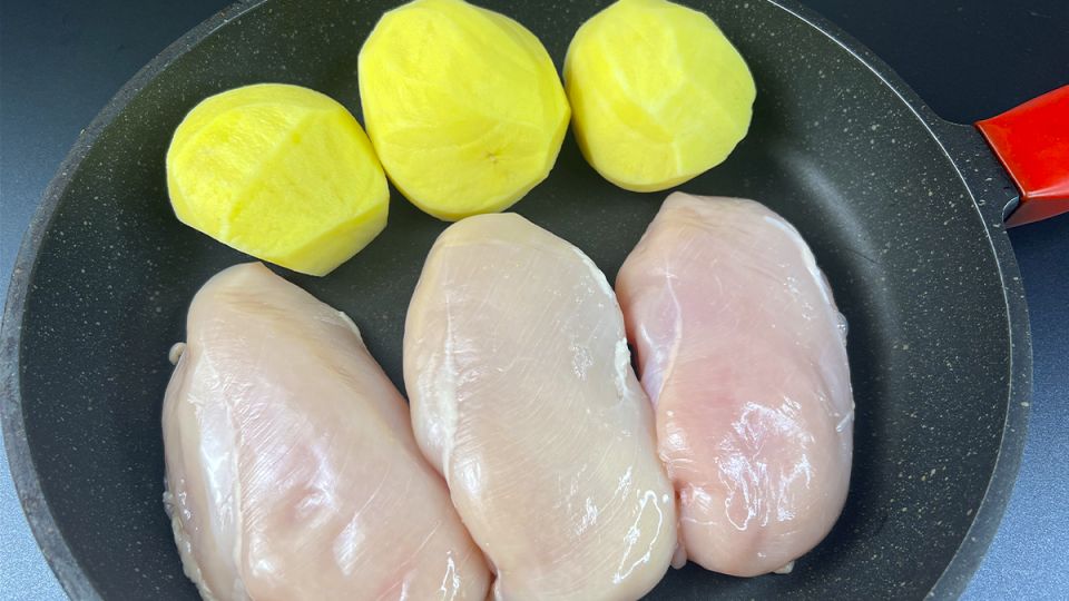 Восхитительная тушеная картошка с мясом: простой рецепт для любого ужина