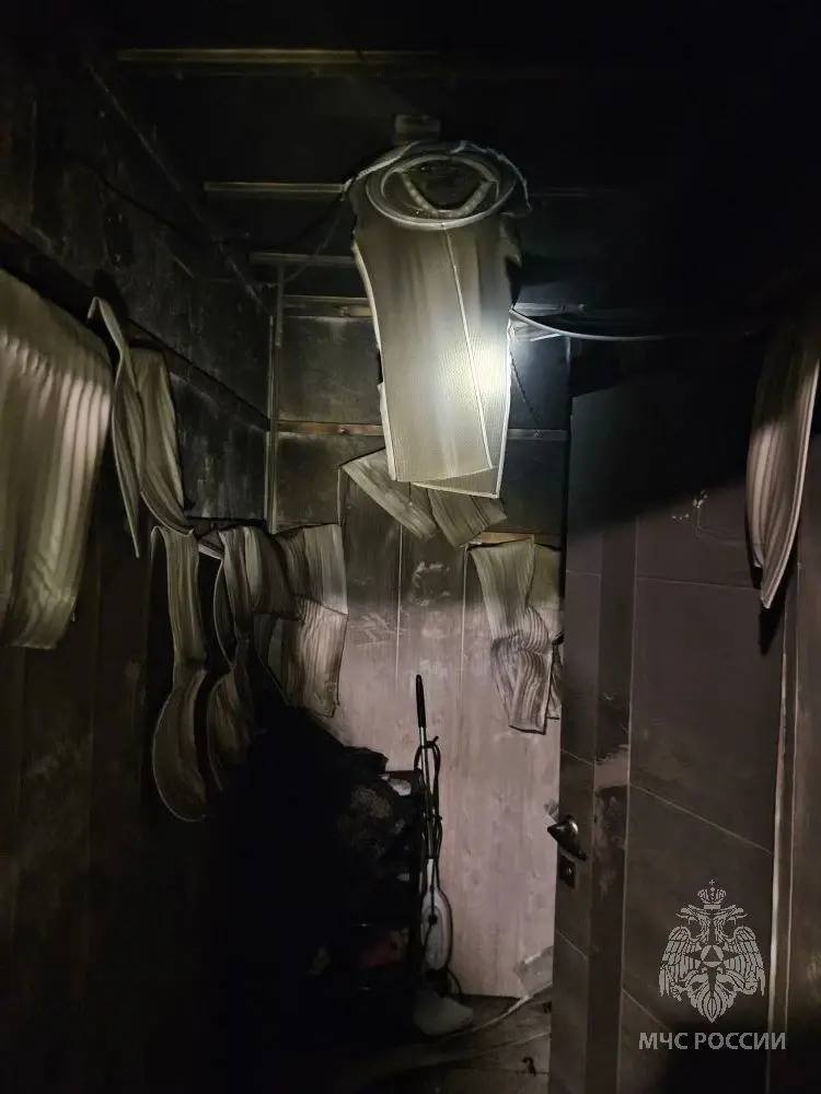 6 человек, включая ребенка, спасены на пожаре в Советском районе 6 человек, включая ребенка, спасены на пожаре в Советском районе