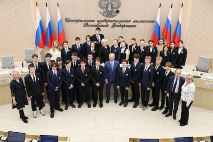 Будущие избиратели из Нижегородской области в гостях в Центральной избирательной комиссии Российской Федерации