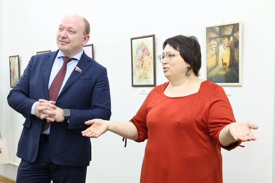 Новогоднее желание нижегородской художницы исполнилось в Законодательном Собрании