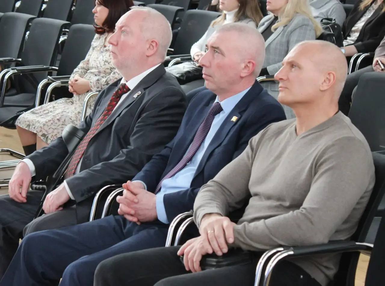 С самого начала реализации проекта «Герои. Нижегородская область», являясь наставником одного из участников, я внимательно слежу за событийной повесткой этой программы и часто провожу встречи с ветеранами СВО, которые... С самого начала реализации проекта «Герои. Нижегородская область», являясь наставником одного из участников, я внимательно слежу за событийной повесткой этой программы и часто провожу встречи с ветеранами СВО, которые...