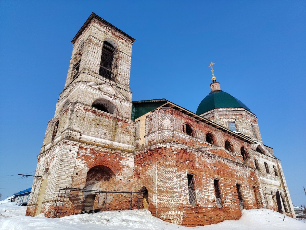 Работы по консервации руинированного храма в честь Тихвинской иконы Божией Матери завершены в Воротынском округе