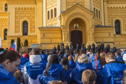 ������� �� �������� ������ ���� � 12 ��������� ������������� ����� � ����������� � �������