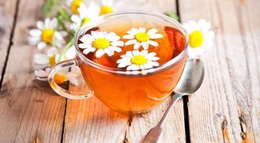 Как ромашковый чай улучшает здоровье и избавляет от отеков