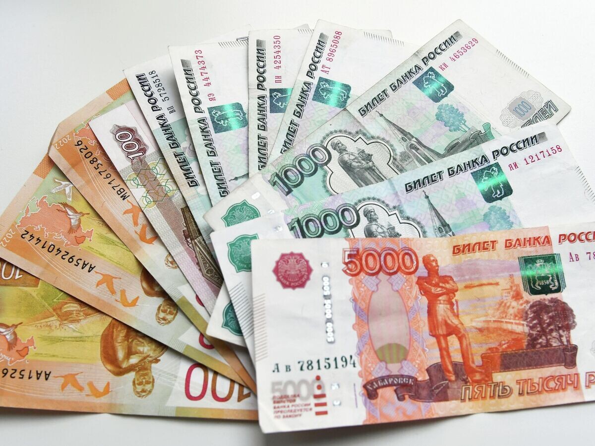 Минфин анонсировал новые меры контроля за безналичными доходами граждан