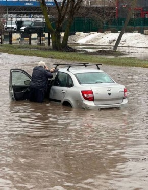 Паводок затопил выезд в Подновье под Нижним Новгородом