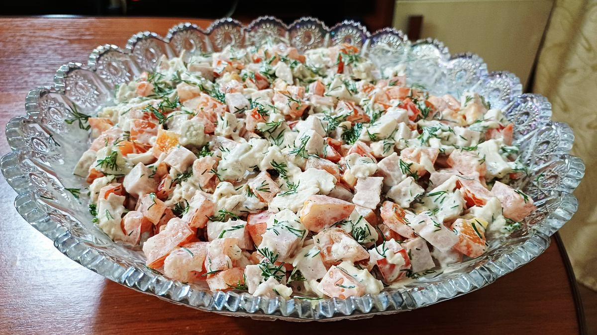 Салат, который удивит: рецепт розового фламинго