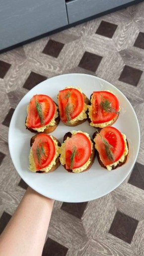 Н irresistibly вкусные бутерброды с помидорами