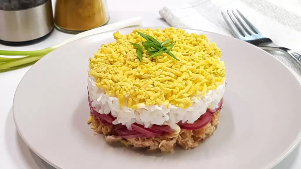 Салат Мимоза: оригинальный подход к кулинарной классике