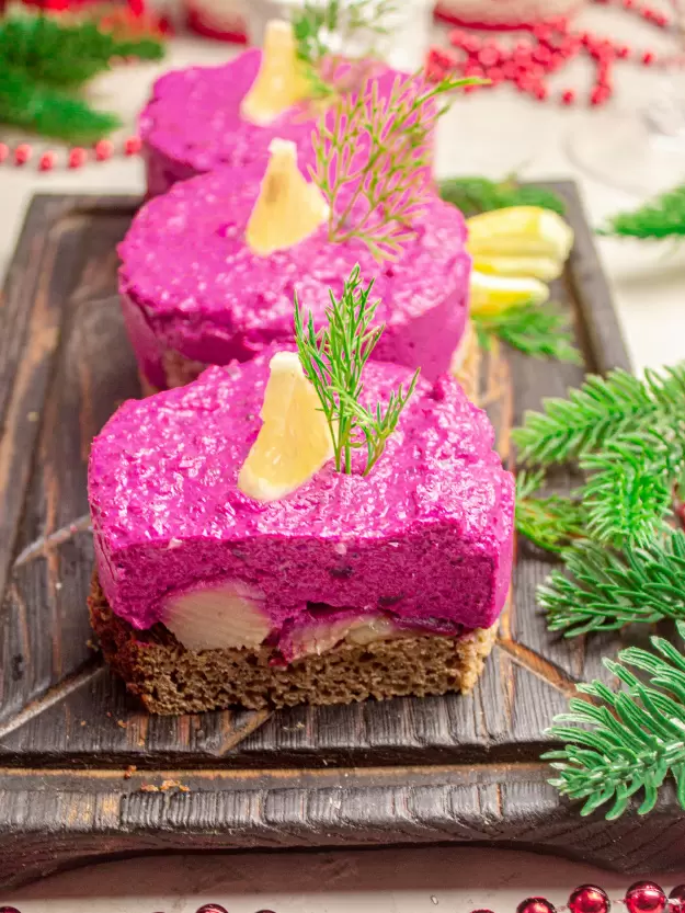 Селедка под шубой: обновленный взгляд на любимое новогоднее блюдо