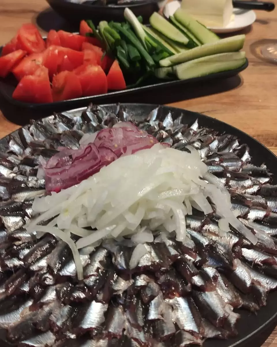 Хамса: гурманский символ coastal города и его историческая значимость