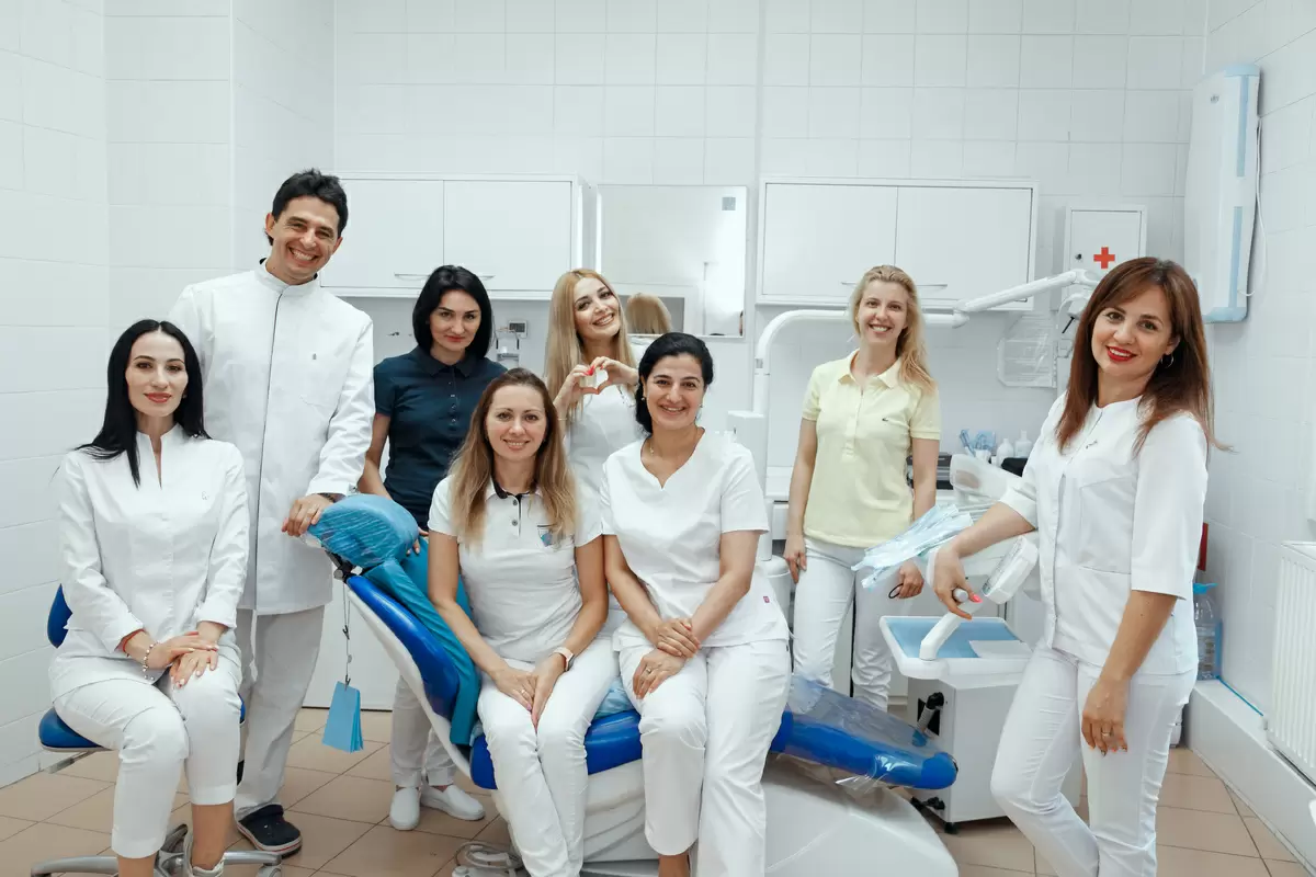 Регулярная чистка зубов: необходимость или роскошь?