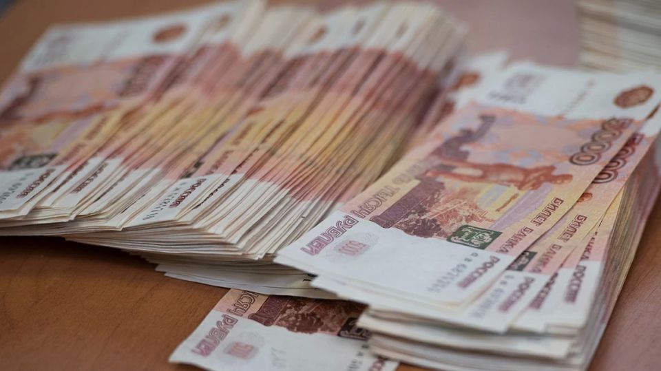 В Дзержинске девушка потеряла деньги, поверив в удачу