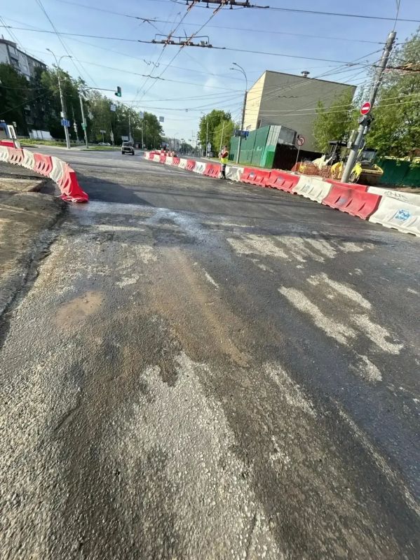В Нижнем Новгороде завершили основные работы по реконструкции трамвайных путей на перекрестке улиц Ванеева и Надежды Сусловой