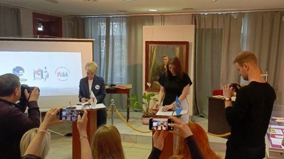 Меморандумы и соглашения о культурном сотрудничестве подписаны в Минске в рамках Международного культурно-просветительского фестиваля «Путь дружбы» Меморандумы и соглашения о культурном сотрудничестве подписаны в Минске в рамках Международного культурно-просветительского фестиваля «Путь дружбы»