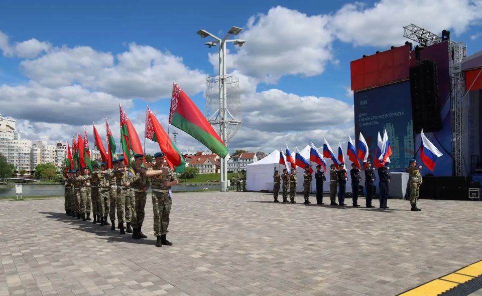 Нижегородцы — в центре событий Минска Нижегородцы — в центре событий Минска