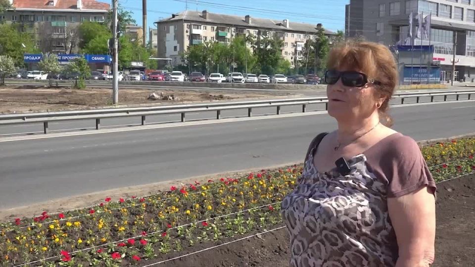 Около 45 тысяч цветов украсят улицы и общественные пространства Ленинского района летом