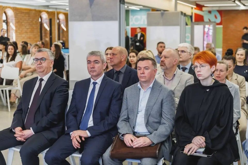 Нижегородская область в числе лидеров по внедрению «Национальной системы пространственных данных» – единой цифровой платформы, которая объединяет все сведения о земле и объектах Нижегородская область в числе лидеров по внедрению «Национальной системы пространственных данных» – единой цифровой платформы, которая объединяет все сведения о земле и объектах