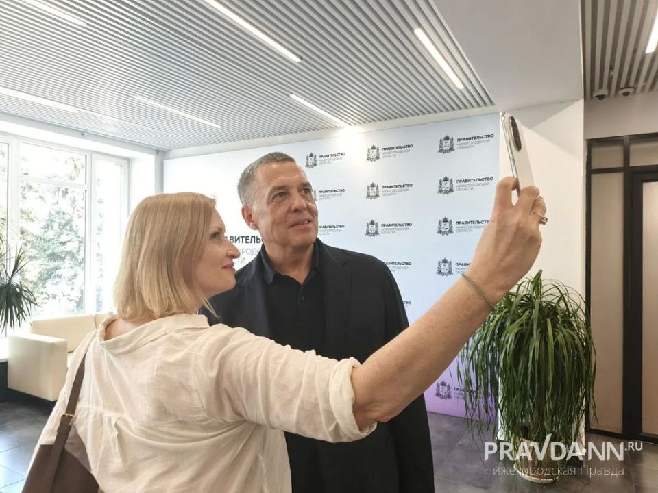 В Нижний Новгород приехала легенда российской тележурналистики Александр Любимов
