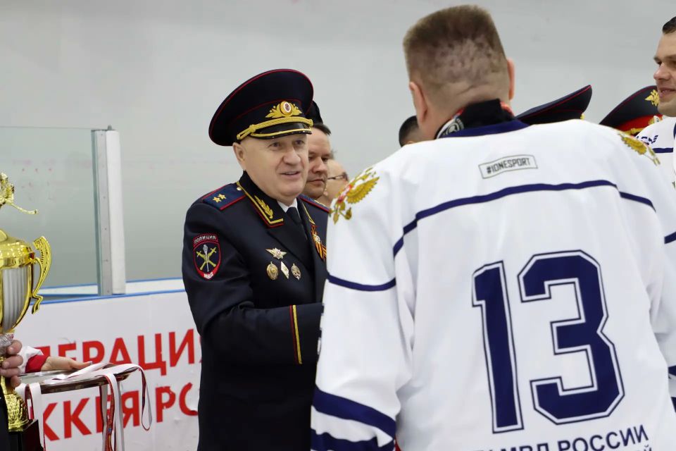 В Нижегородской области с успехом завершился юбилейный, десятый турнир МВД России по хоккею с шайбой! В Нижегородской области с успехом завершился юбилейный, десятый турнир МВД России по хоккею с шайбой!