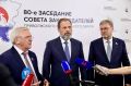 Строить не «человейники», а кварталы средне- и малоэтажной застройки, ввести финансовые инструменты для удешевления стройки, поддержать налоговыми льготами тех, кто готовит строительные кадры