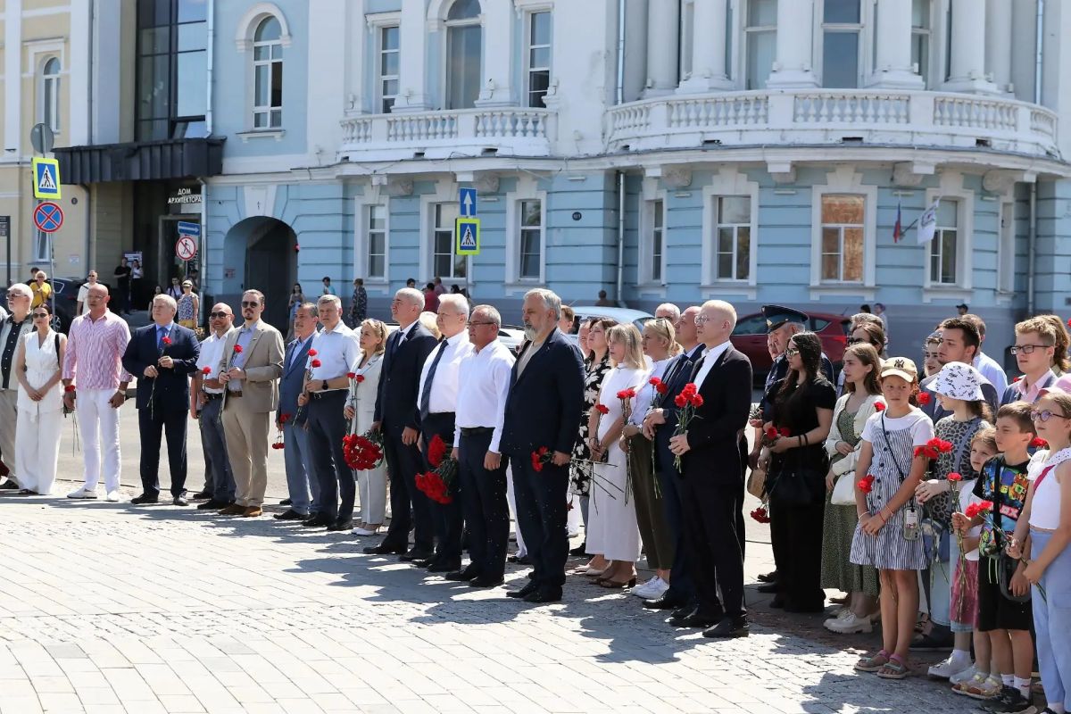 «Вспоминая сегодня перелет 1936 года, мы отдаем дань памяти всему поколению победителей» «Вспоминая сегодня перелет 1936 года, мы отдаем дань памяти всему поколению победителей»