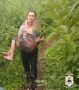 Полицейские спасли 69-летнюю женщину, тонувшую в болоте