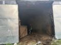 Конюшня загорелась в нижегородском поселке Стригино