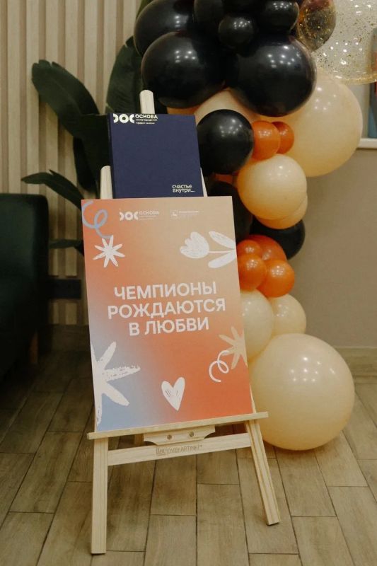Глеб Никитин: Где бы ты ни был, лучшее место - это дом, родной город, где тебя любят и всегда поддержат! Как трогательно было узнать, что наша знаменитая чемпионка Дина Аверина, которой покорился весь мир, выбрала Нижний... Глеб Никитин: Где бы ты ни был, лучшее место - это дом, родной город, где тебя любят и всегда поддержат! Как трогательно было узнать, что наша знаменитая чемпионка Дина Аверина, которой покорился весь мир, выбрала Нижний...