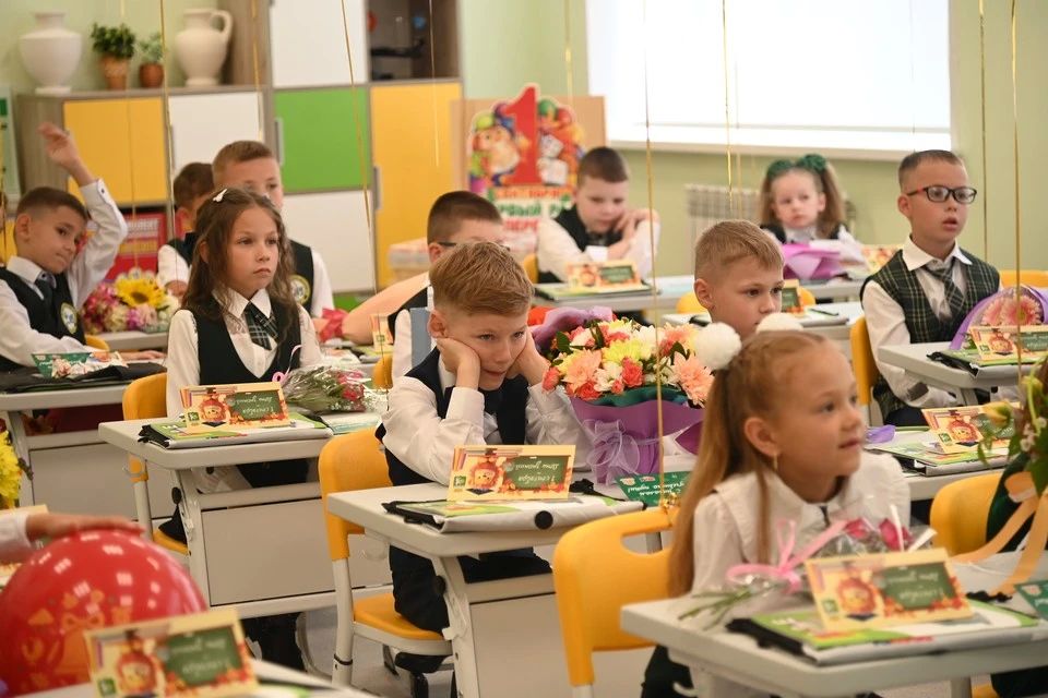 Сегодня по всей стране отмечается День знаний