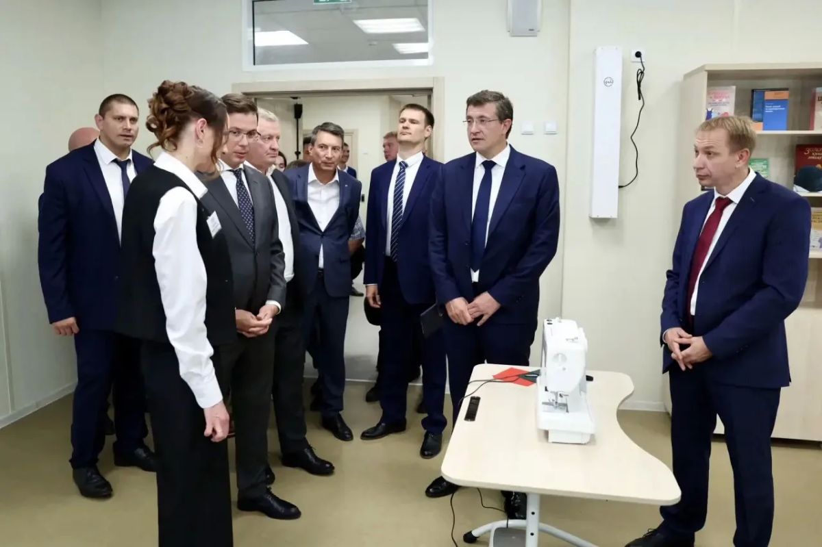 Глеб Никитин: Еще одна современная школа появилась в Автозаводском районе Нижнего Новгорода - там запустили новый корпус школы №170 Глеб Никитин: Еще одна современная школа появилась в Автозаводском районе Нижнего Новгорода - там запустили новый корпус школы №170