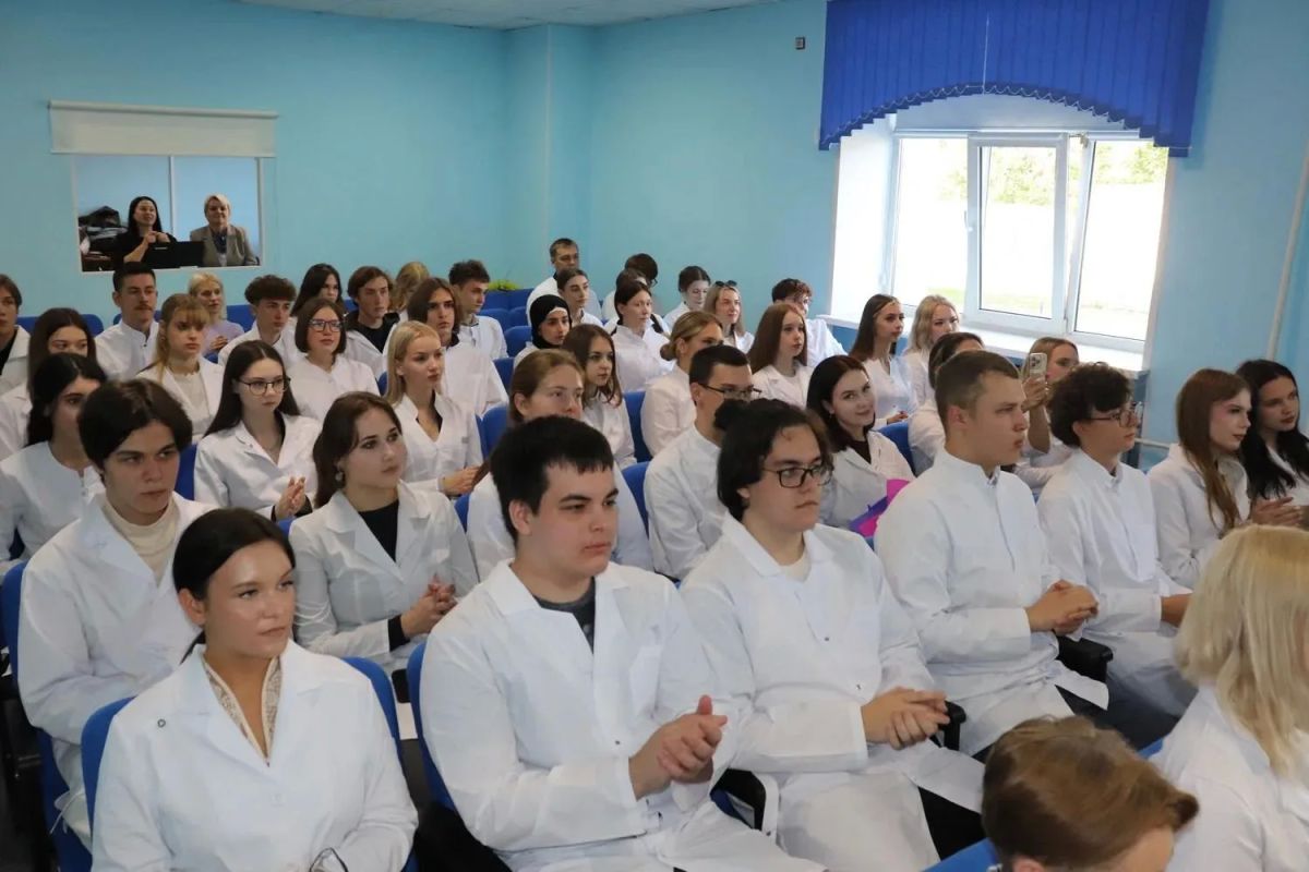 98 участников СВО стали студентами Нижегородского медицинского колледжа