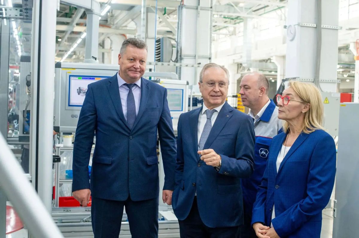 Приволжское таможенное управление и «Группа ГАЗ» обсудили взаимодействие в области автопрома Приволжское таможенное управление и «Группа ГАЗ» обсудили взаимодействие в области автопрома
