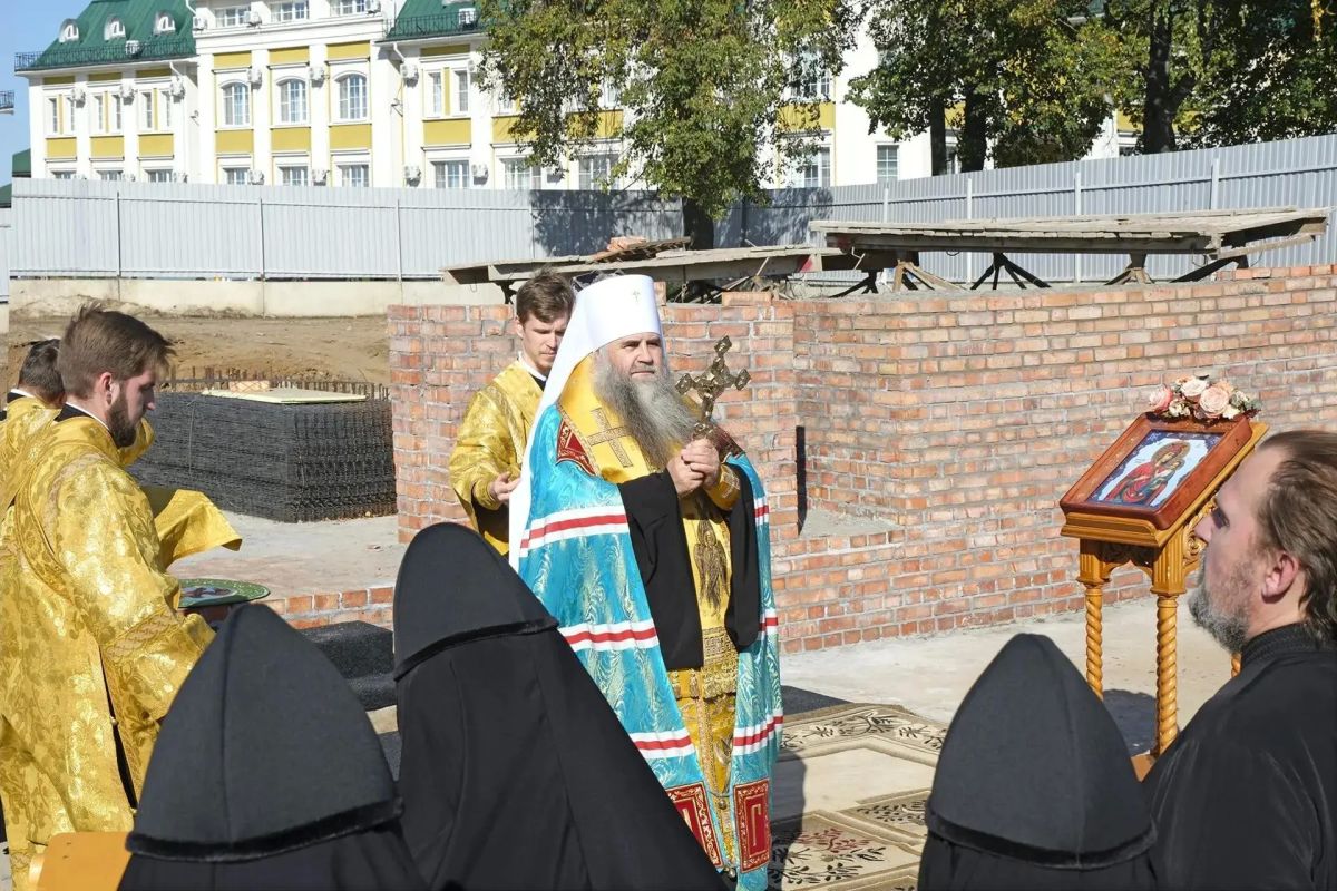 В Серафимо-Дивеевском монастыре построят 62-метровые Святые врата В Серафимо-Дивеевском монастыре построят 62-метровые Святые врата