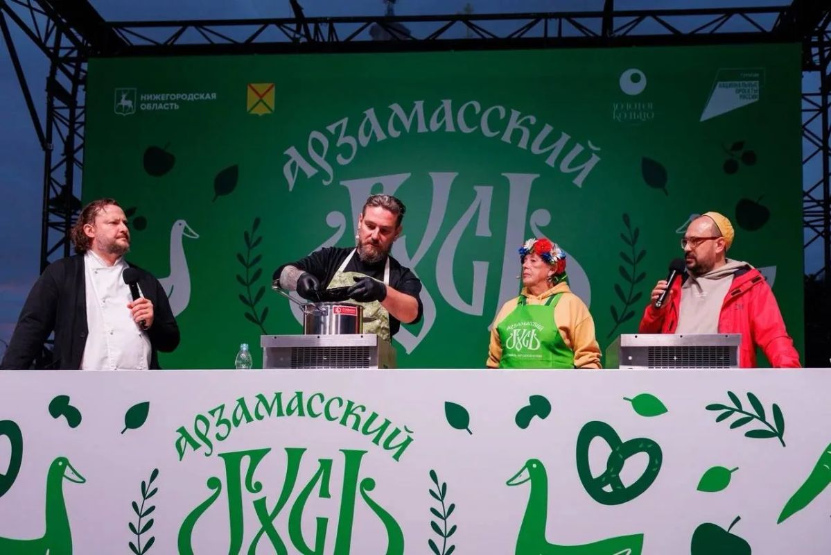 Фестиваль «Арзамасский гусь» в этом году собрал в Арзамасе 35 тысяч человек Фестиваль «Арзамасский гусь» в этом году собрал в Арзамасе 35 тысяч человек