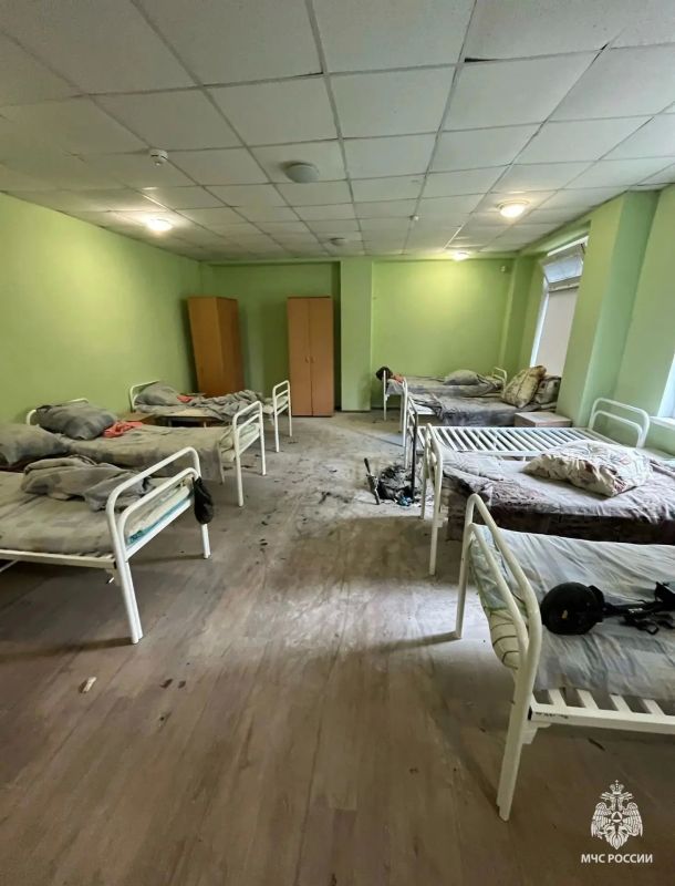 Аккумулятор электросамоката загорелся в спортивном лагере Дзержинска Аккумулятор электросамоката загорелся в спортивном лагере Дзержинска