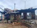 В поселке Память Парижской Коммуны полностью загорелся жилой дом