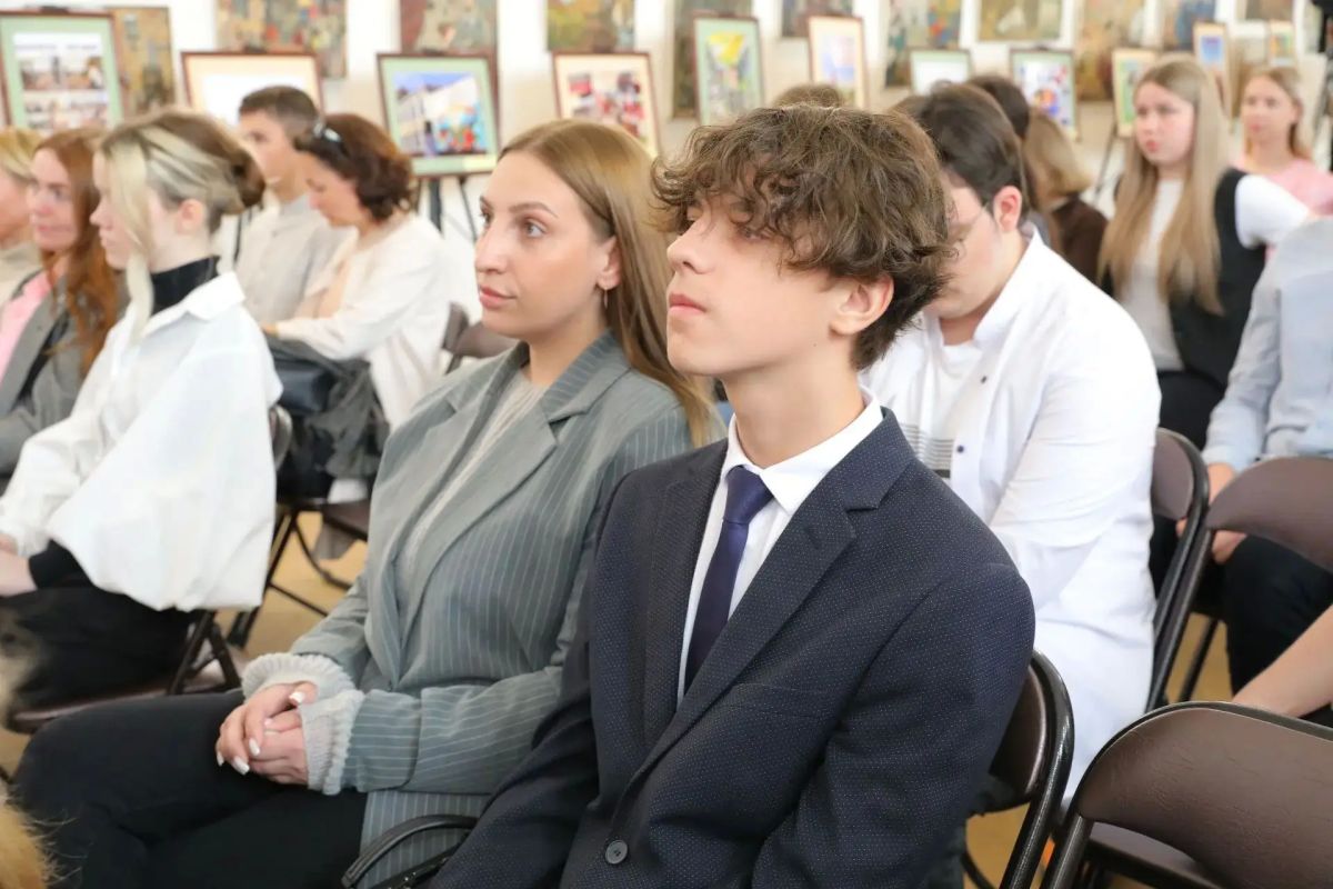 В Нижнем Новгороде наградили победителей регионального фестиваля электорального искусства В Нижнем Новгороде наградили победителей регионального фестиваля электорального искусства