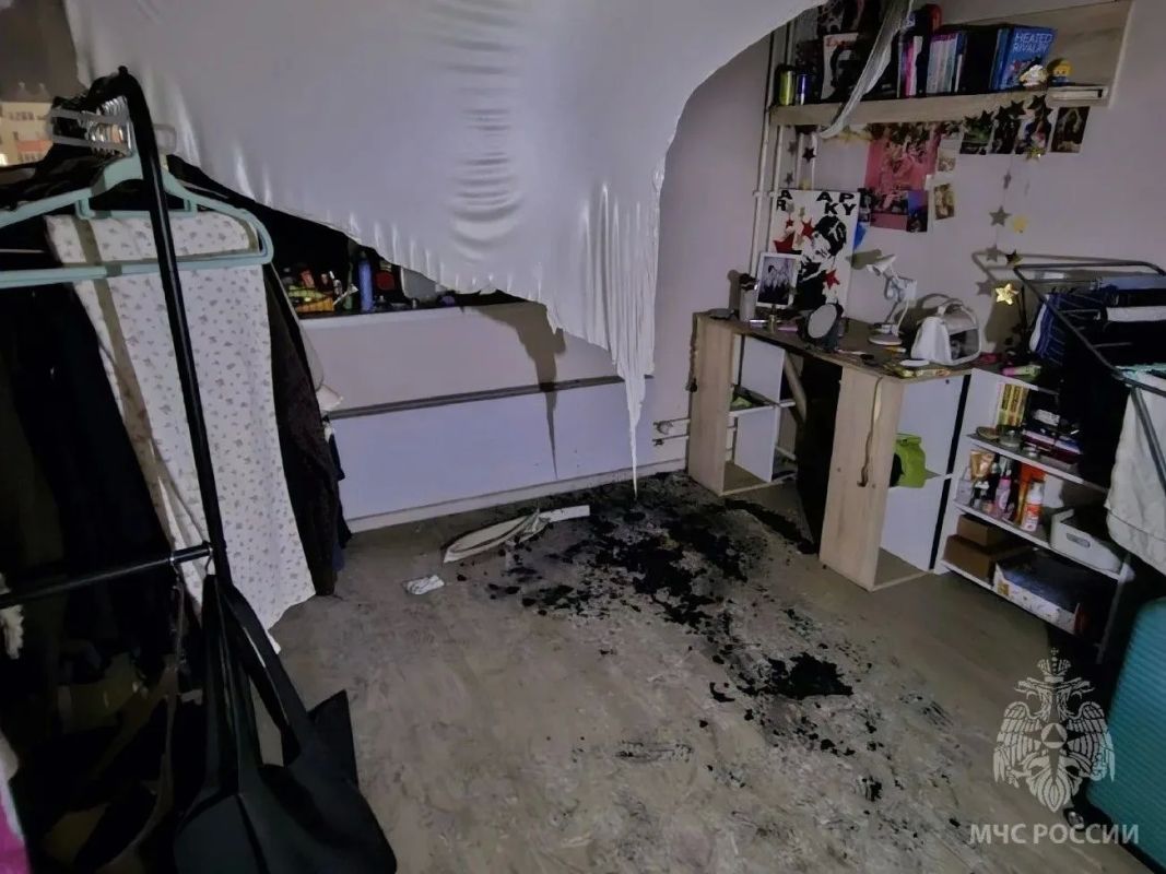 В Нижнем Новгороде из-за пожара в квартире эвакуировали 40 человек В Нижнем Новгороде из-за пожара в квартире эвакуировали 40 человек
