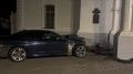 Сегодня ночью BMW врезался в Троицкую церковь в Нижнем Новгороде