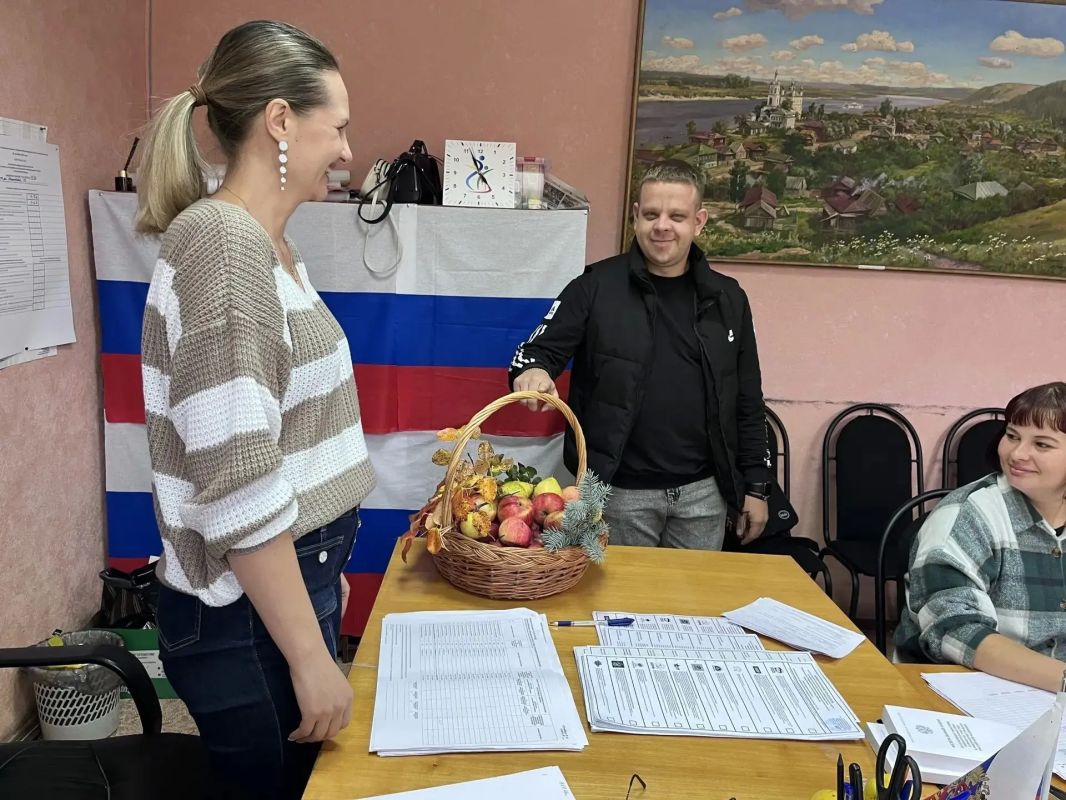 Выборы со «вкусом»: наряды, угощения и голос за наше будущее! Выборы со «вкусом»: наряды, угощения и голос за наше будущее!