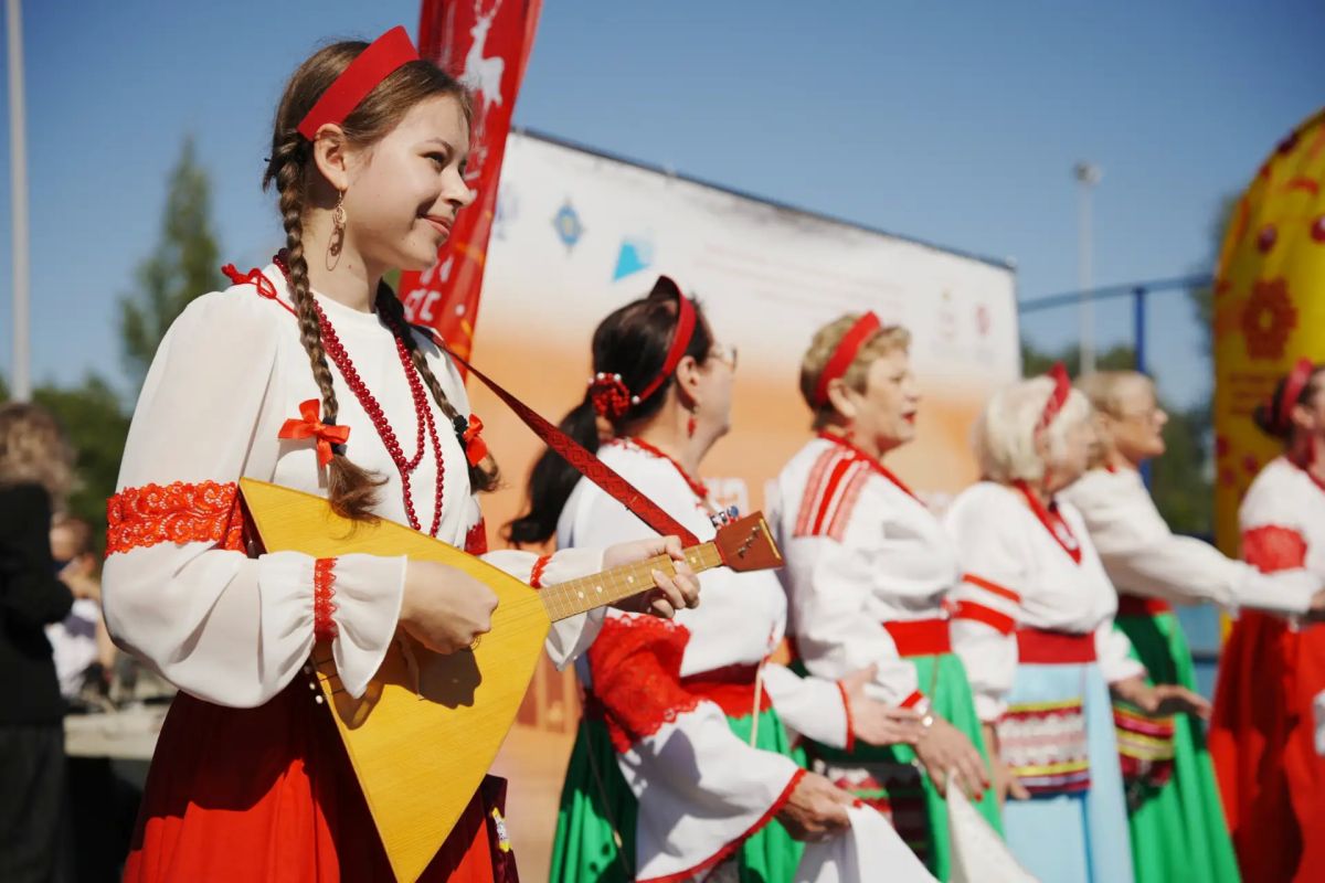 Нижегородцев приглашают на музыкальный фестиваль «Музыка во дворах» Нижегородцев приглашают на музыкальный фестиваль «Музыка во дворах»