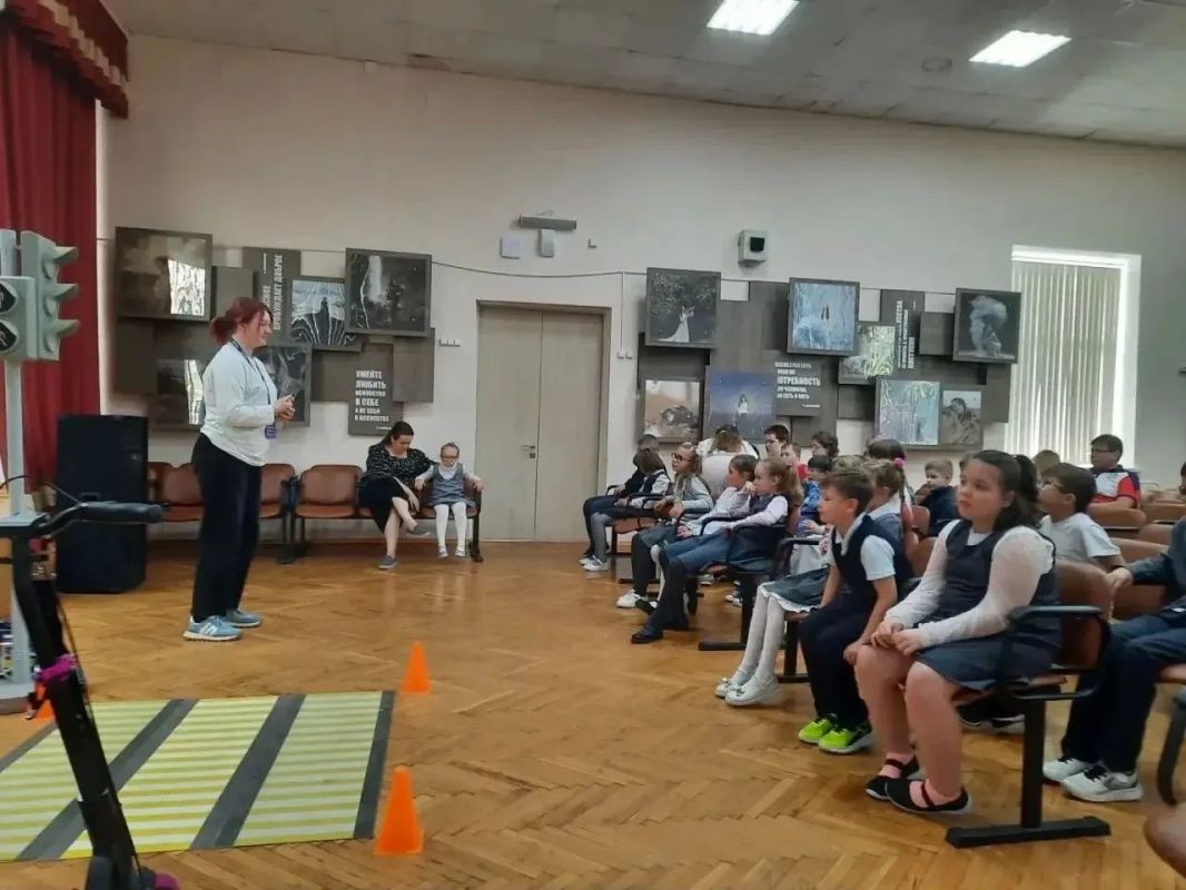 Мобильный комплекс «Лаборатория безопасности» НЦ «Сфера»: Всероссийская неделя безопасности дорожного движения Мобильный комплекс «Лаборатория безопасности» НЦ «Сфера»: Всероссийская неделя безопасности дорожного движения