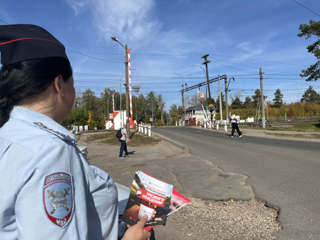 В Нижнем Новгороде Госавтоинспекция провела профилактическую акцию «Безопасный переезд» В Нижнем Новгороде Госавтоинспекция провела профилактическую акцию «Безопасный переезд»