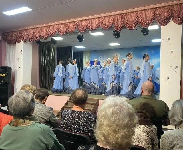 Ольга Балакина поблагодарила нижегородцев за вклад в благоустройство Нижегородского района и активное участие в общественной жизни Ольга Балакина поблагодарила нижегородцев за вклад в благоустройство Нижегородского района и активное участие в общественной жизни